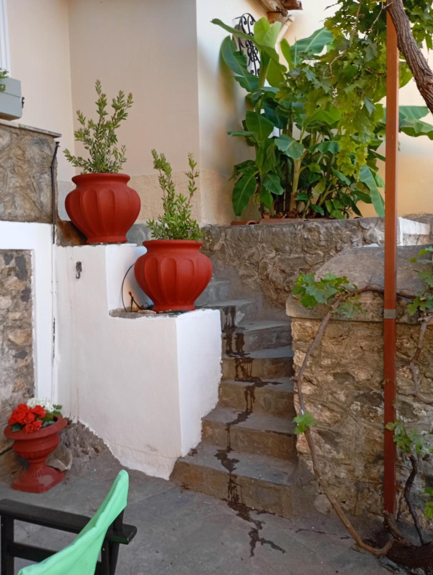Secret Garden Apartment Nafplio Exterior photo